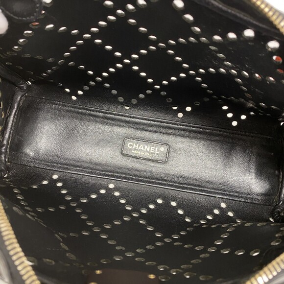 CHANEL Black Leather Bag - Picture 4 of 12